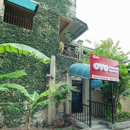 Conrado'S Apartelle Paranaque City Ngoại thất bức ảnh